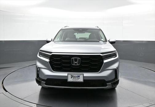 2023 Honda Pilot Touring 8-Passenger