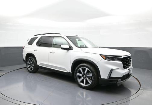 Platinum White Pearl 2024 Honda Pilot Elite