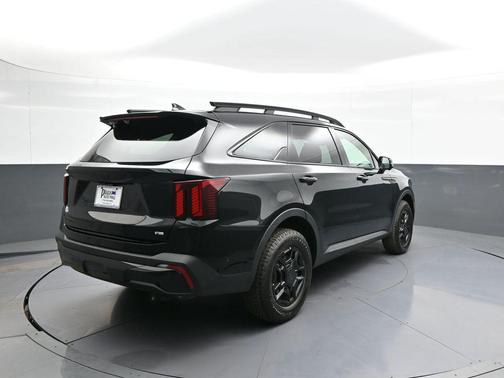 Ebony Black 2026 Kia Sorento SX