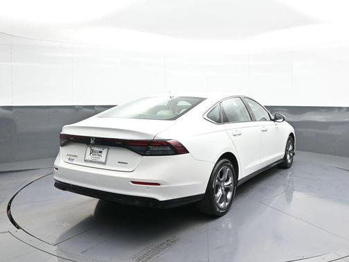 Platinum White Pearl 2024 Honda Accord Hybrid EX-L