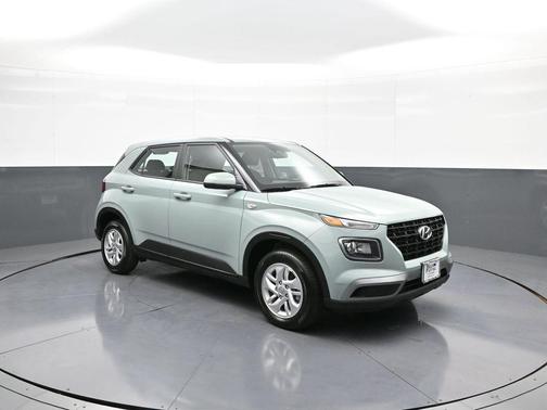 2025 Hyundai VENUE SE
