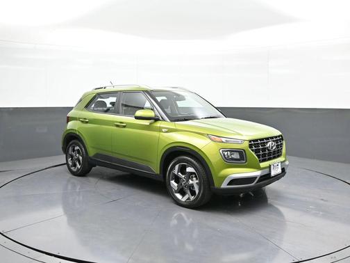 2023 Hyundai VENUE SEL