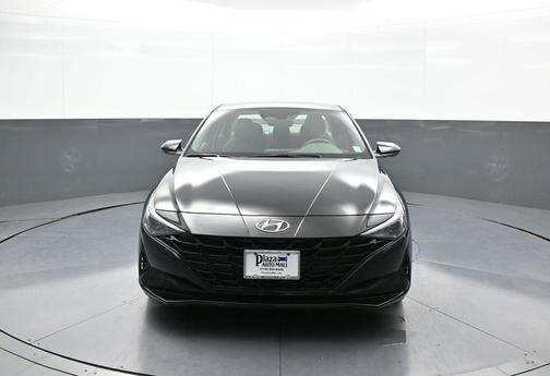 2021 Hyundai ELANTRA SE