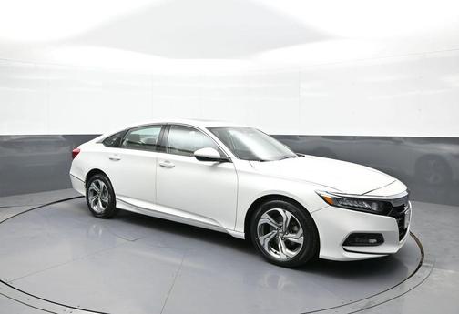 Platinum White Pearl 2018 Honda Accord EX-L