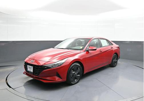Scarlet Red Pearl 2021 Hyundai ELANTRA SEL
