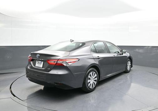 2019 Toyota Camry Hybrid LE