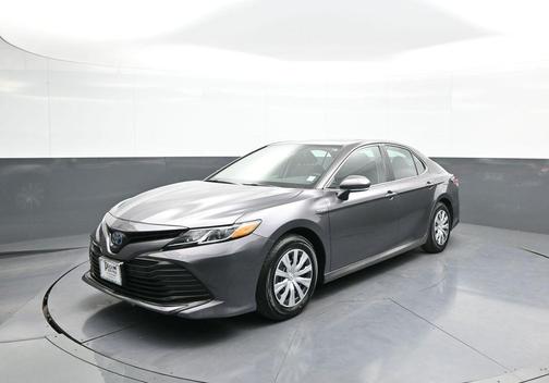 2019 Toyota Camry Hybrid LE