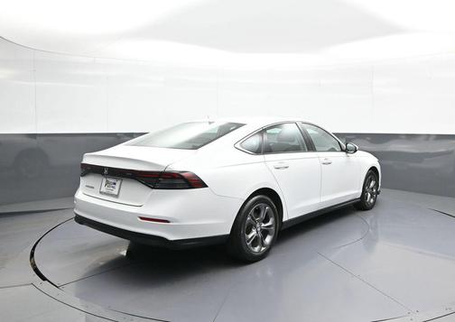 Platinum White Pearl 2023 Honda Accord EX