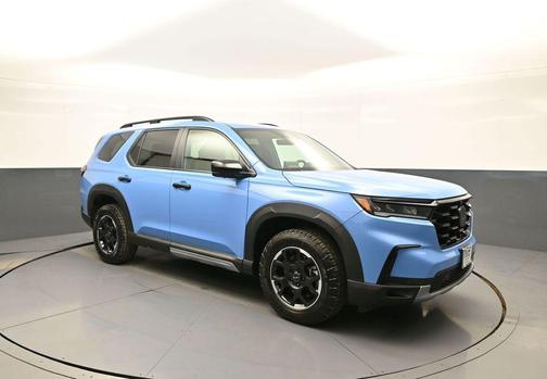 Diffused Sky Pearl 2025 Honda Pilot TrailSport