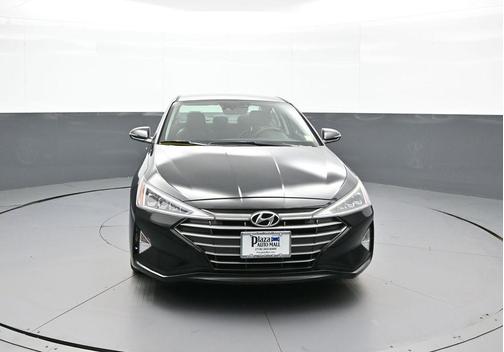 2019 Hyundai ELANTRA Limited