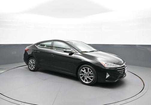 2019 Hyundai ELANTRA Limited