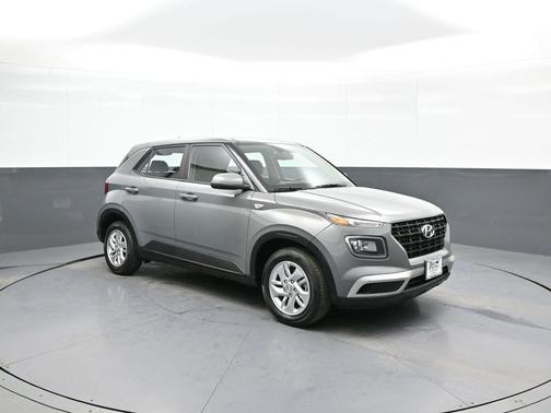 2023 Hyundai VENUE SE