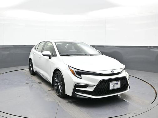 2025 Toyota Corolla Hybrid SE