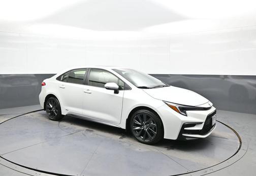 2025 Toyota Corolla Hybrid SE