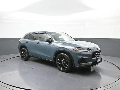 Nordic Forest Pearl 2023 Honda HR-V AWD Sport