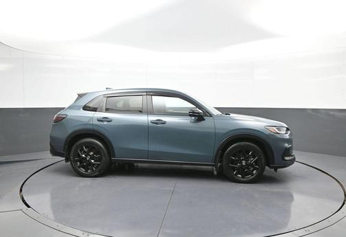 Nordic Forest Pearl 2023 Honda HR-V AWD Sport