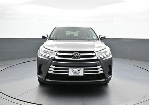 2017 Toyota Highlander LE