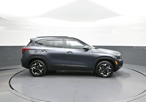Gravity Gray 2025 Kia Seltos S