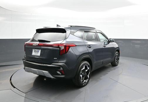 Gravity Gray 2025 Kia Seltos S
