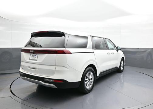 Snow White Pearl 2024 Kia Carnival LX