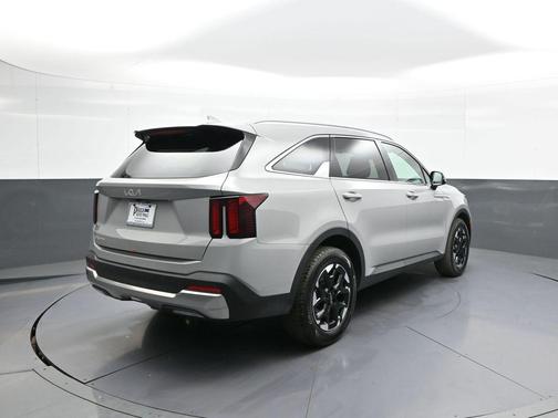 Gray 2026 Kia Sorento S