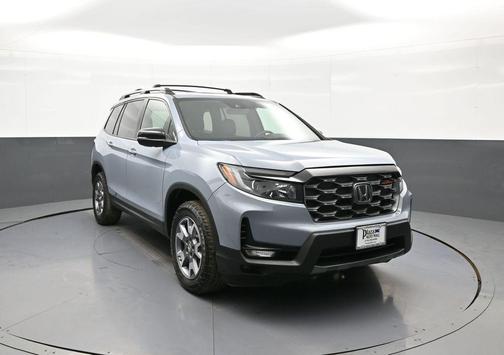 Sonic Gray Pearl 2023 Honda Passport AWD TrailSport