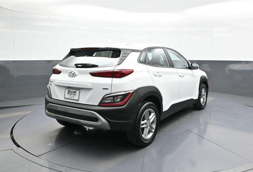 Lunar White 2023 Hyundai KONA SE