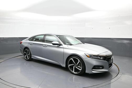 Lunar Silver Metallic 2018 Honda Accord Sport