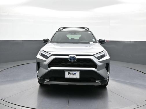 Silver Sky Metallic/Midnight Black Metallic 2022 Toyota RAV4 Hybrid SE