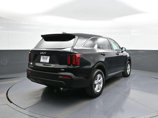 Ebony Black 2023 Kia Sorento LX