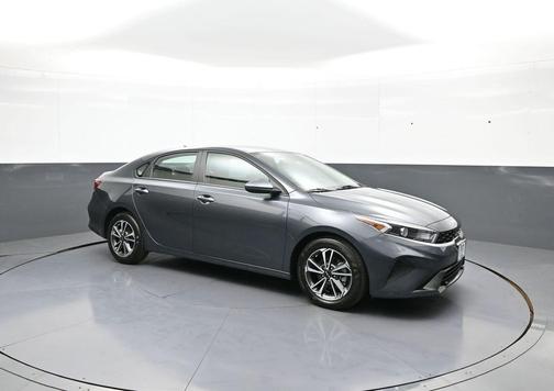 Gravity Gray 2024 Kia Forte LXS