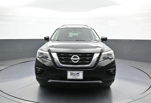2019 Nissan Pathfinder SL