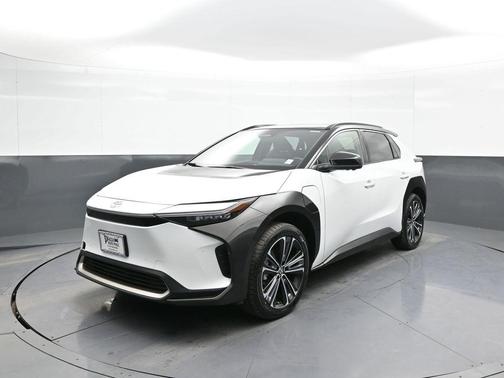 2023 Toyota bZ4X Limited