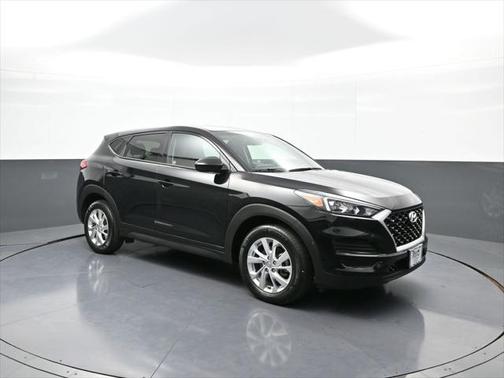 2021 Hyundai TUCSON SE