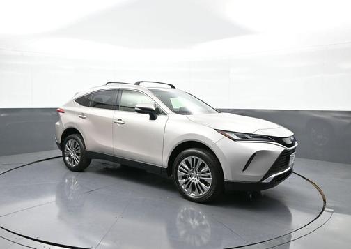 2022 Toyota Venza XLE