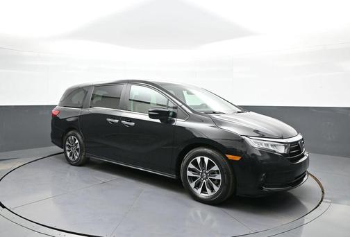 Crystal Black Pearl 2024 Honda Odyssey EX-L