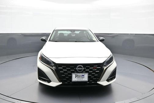 Pearl White Tricoat 2024 Nissan Altima SR Intelligent AWD