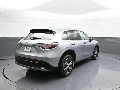 Lunar Silver Metallic 2024 Honda HR-V EX-L