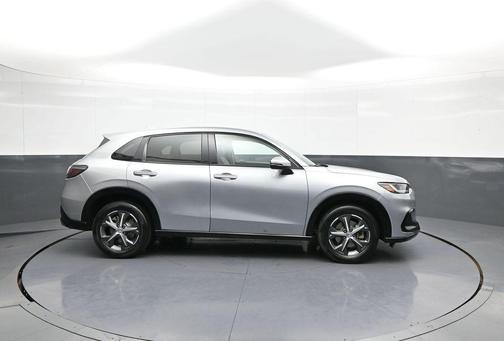 Lunar Silver Metallic 2024 Honda HR-V EX-L