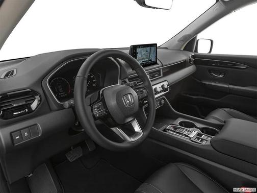 Sonic Gray Pearl 2026 Honda Pilot Touring 8-Passenger