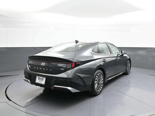 Portofino Gray 2026 Hyundai SONATA Hybrid SE
