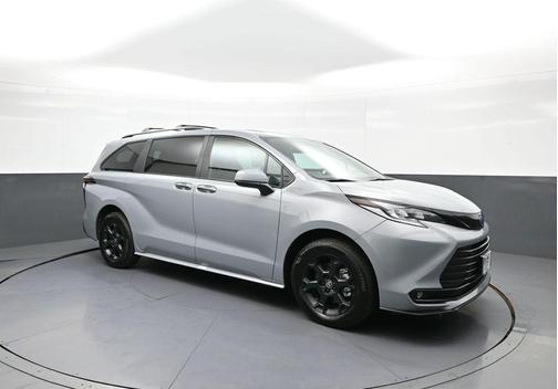 Cement 2025 Toyota Sienna Woodland Edition