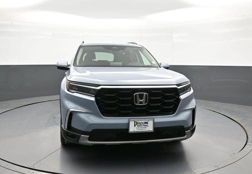 Modern Steel Metallic 2023 Honda Pilot AWD Elite