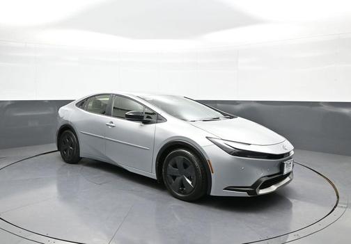 2024 Toyota Prius Prime SE