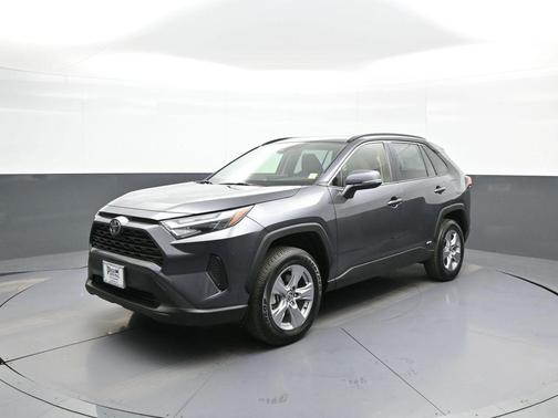 Magnetic Gray Metallic 2025 Toyota RAV4 Hybrid XLE