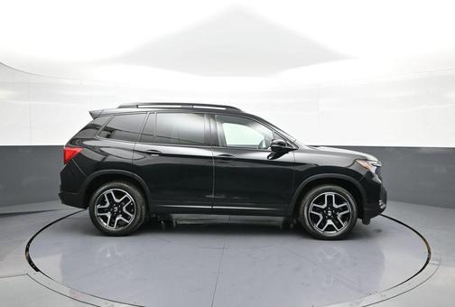 Crystal Black Pearl 2023 Honda Passport AWD Elite