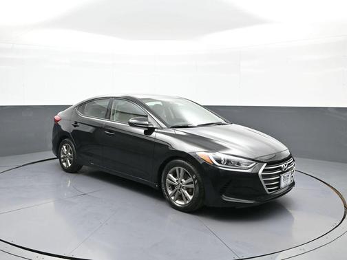 Phantom Black 2018 Hyundai ELANTRA SEL