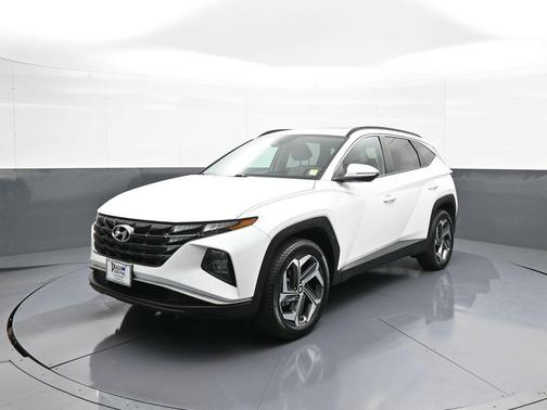 White Pearl 2024 Hyundai TUCSON SEL