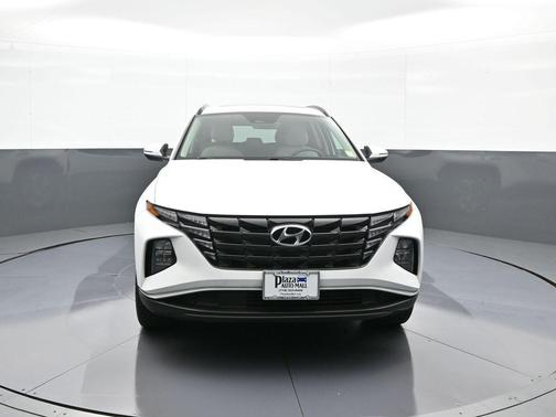 White Pearl 2024 Hyundai TUCSON SEL