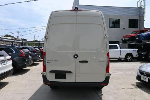 Pebble 2024 Mercedes-Benz Sprinter 2500 Cargo 144 WB